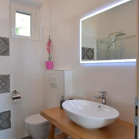 Family Friendly Seaside Sumartin, Brac - 5771 * Sumartin