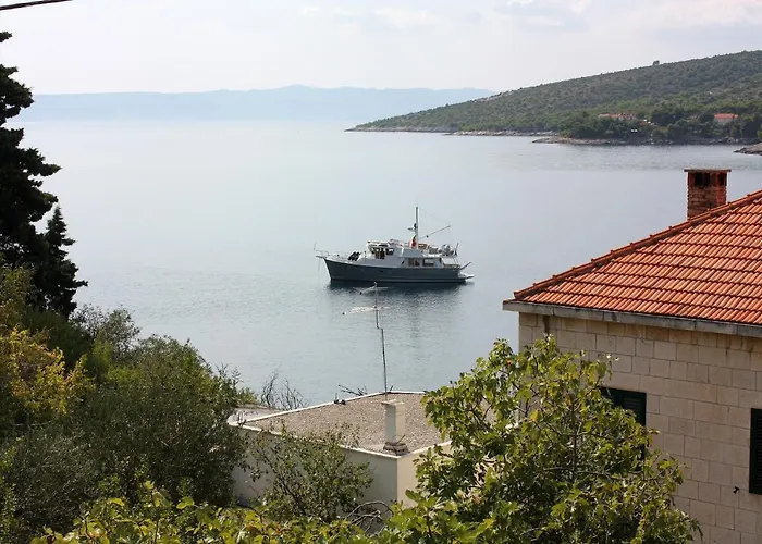 Apartamento Family Friendly Seaside Sumartin, Brac - 5771 Sumartin