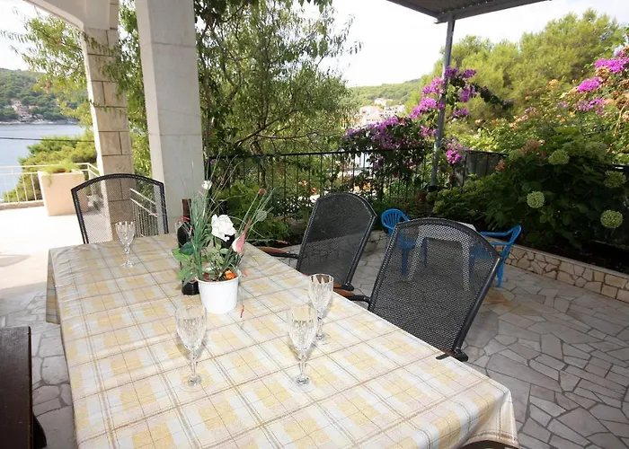 Family Friendly Seaside Sumartin, Brac - 5771 Apartamento Sumartin